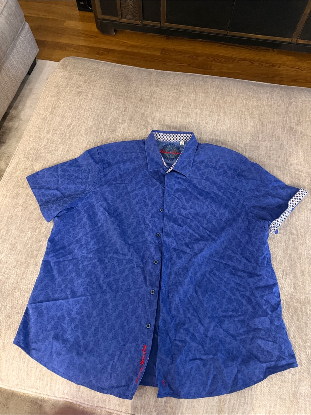 Robert Graham Men's Short-Sleeve Blue Patterned Button-Up Shirt